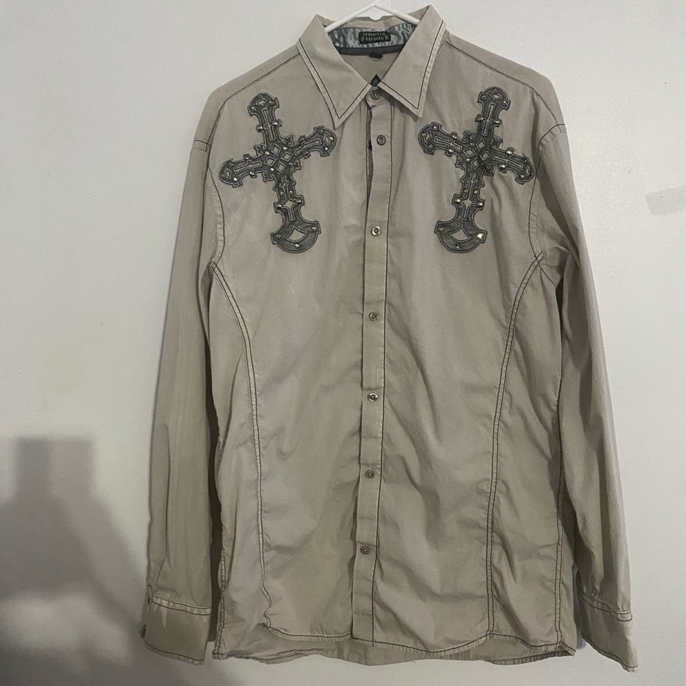 Roar Brand button down shirt!